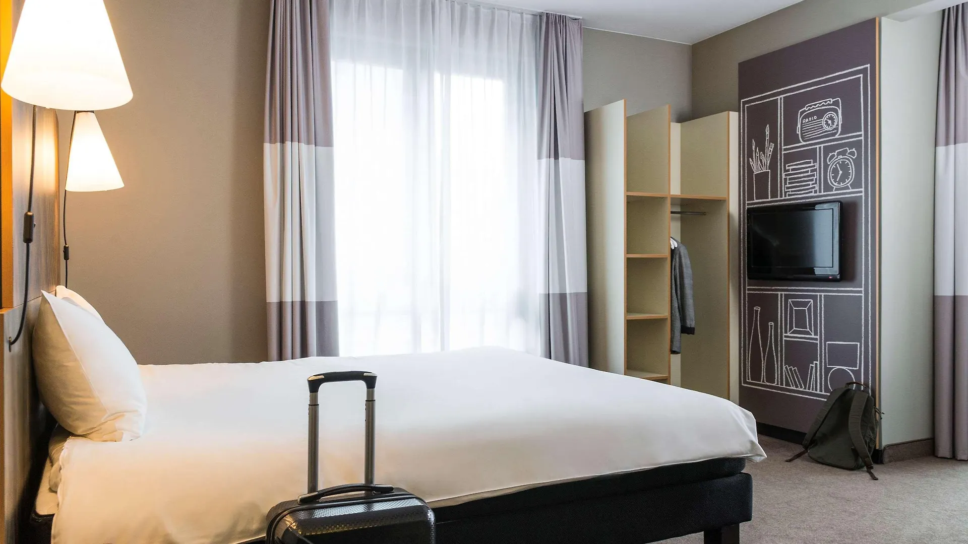 Ibis Hotel Brussels Centre Gare Du Midi Saint-Gilles