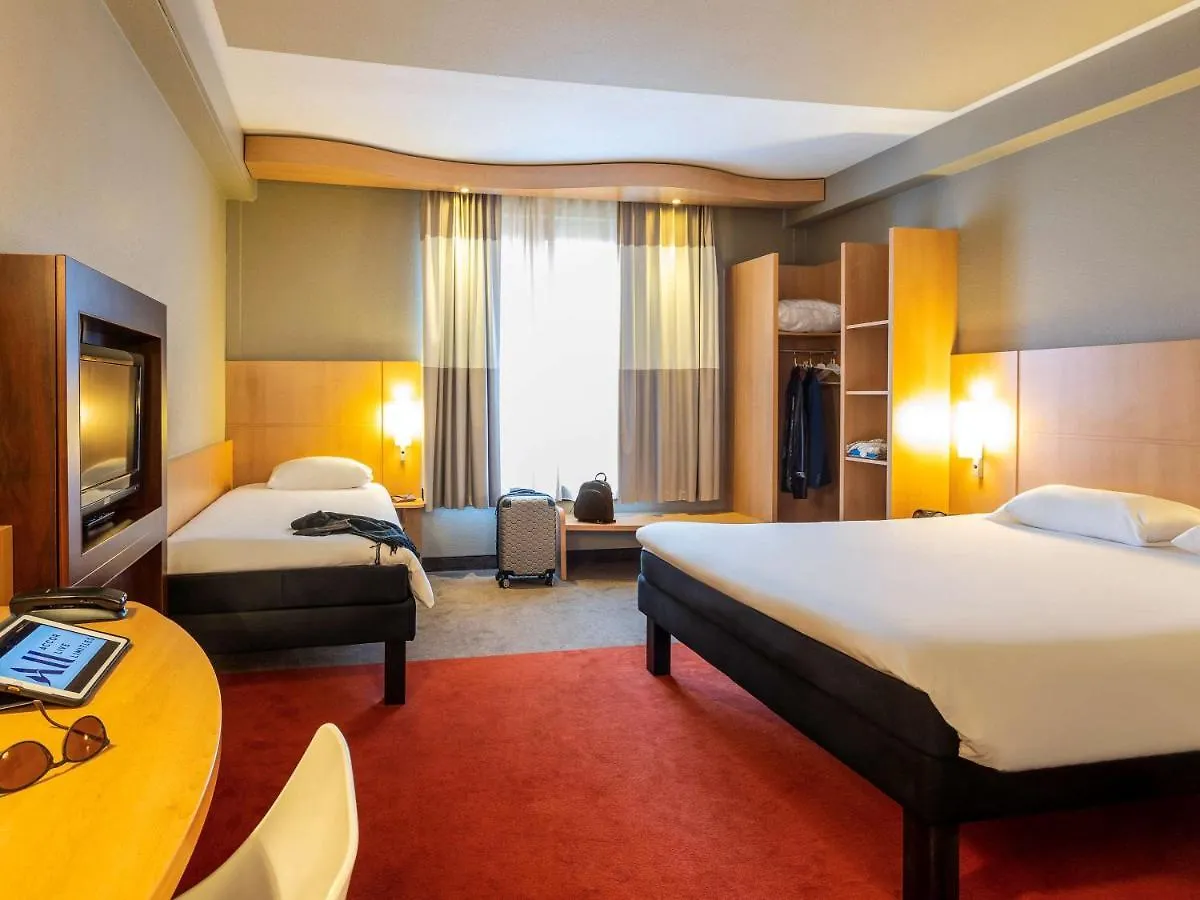 Saint-Gilles Ibis Hotel Brussels Centre Gare Du Midi