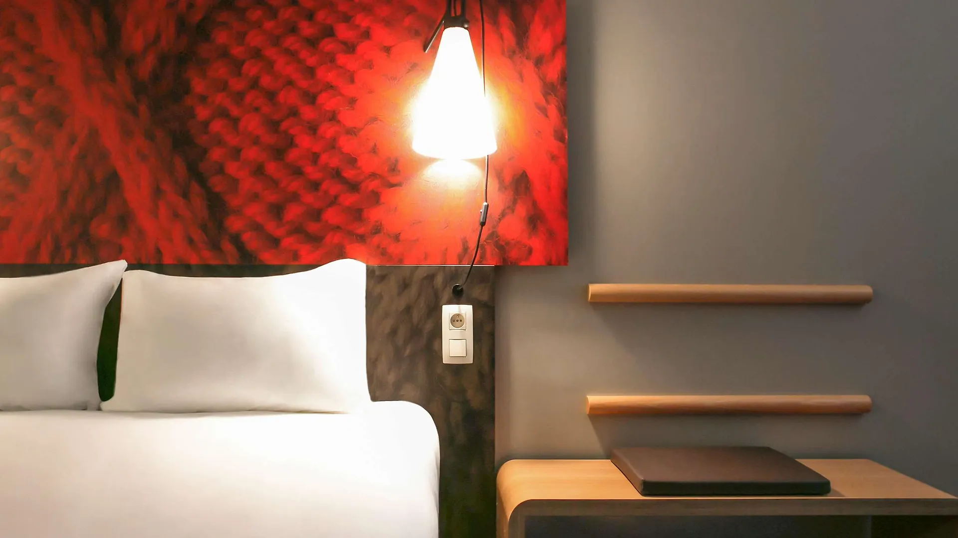 ***  Ibis Hotel Brussels Centre Gare Du Midi Saint-Gilles Bélgica